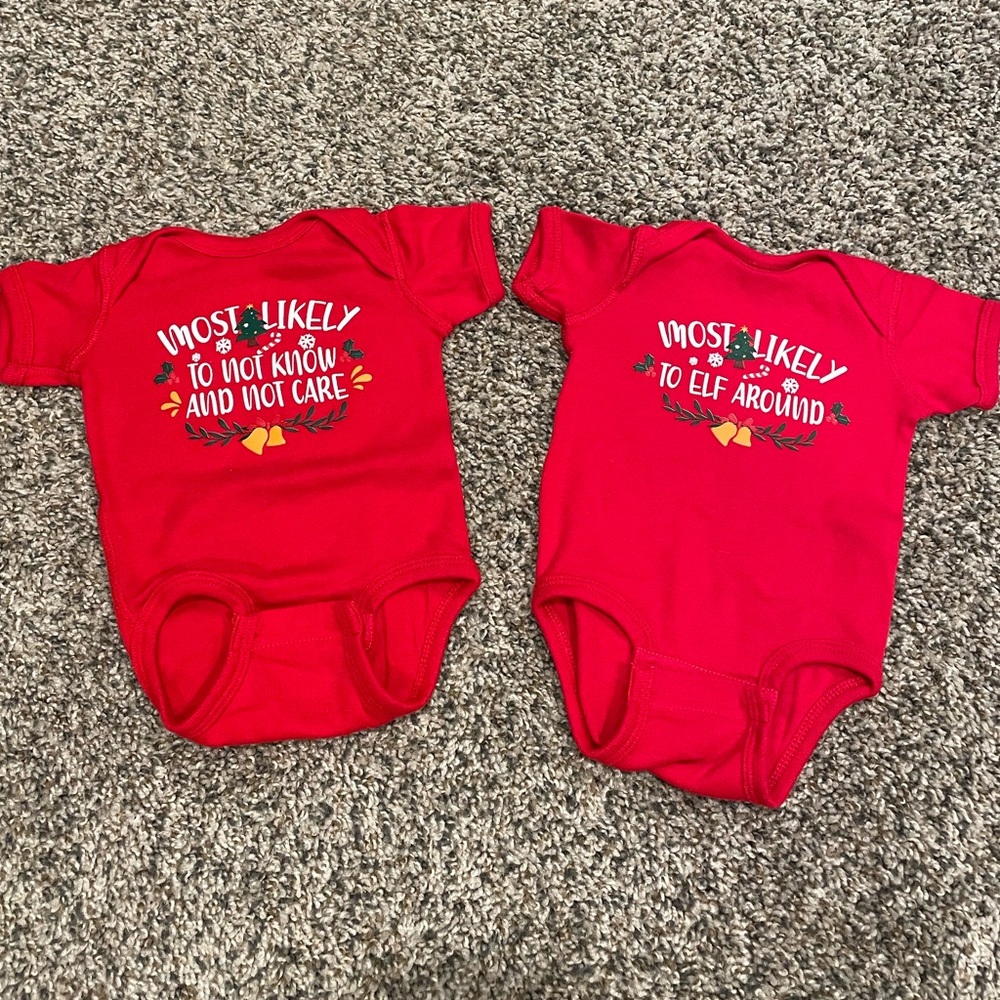 🎄 Matching Twin Christmas Onesies -3/6months